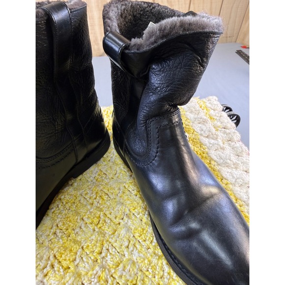 FRYE Black Leather Fur Lined Winter Boots Women Size 7.5 M solid leather w/issue - Picture 3 of 16